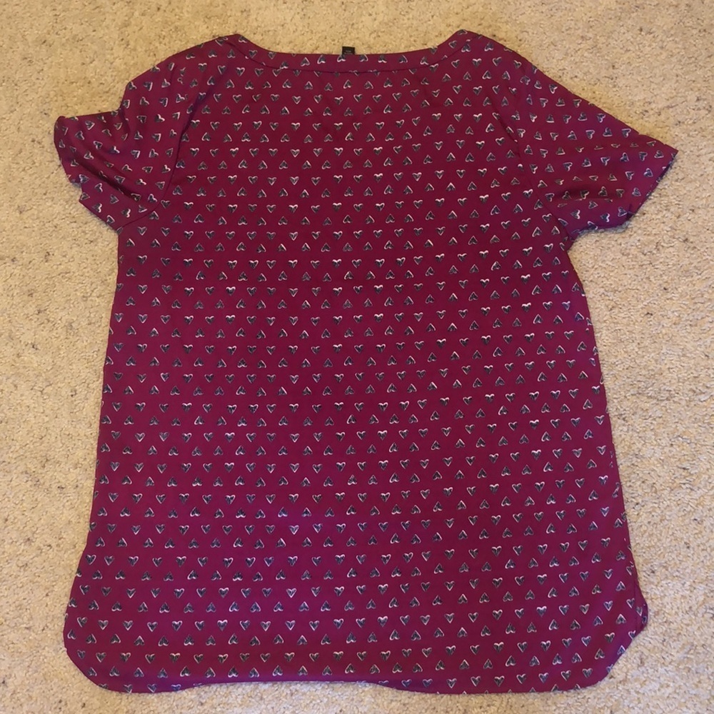 Banana Republic short sleeve blue and pink heart blouse size medium - Picture 4 of 5